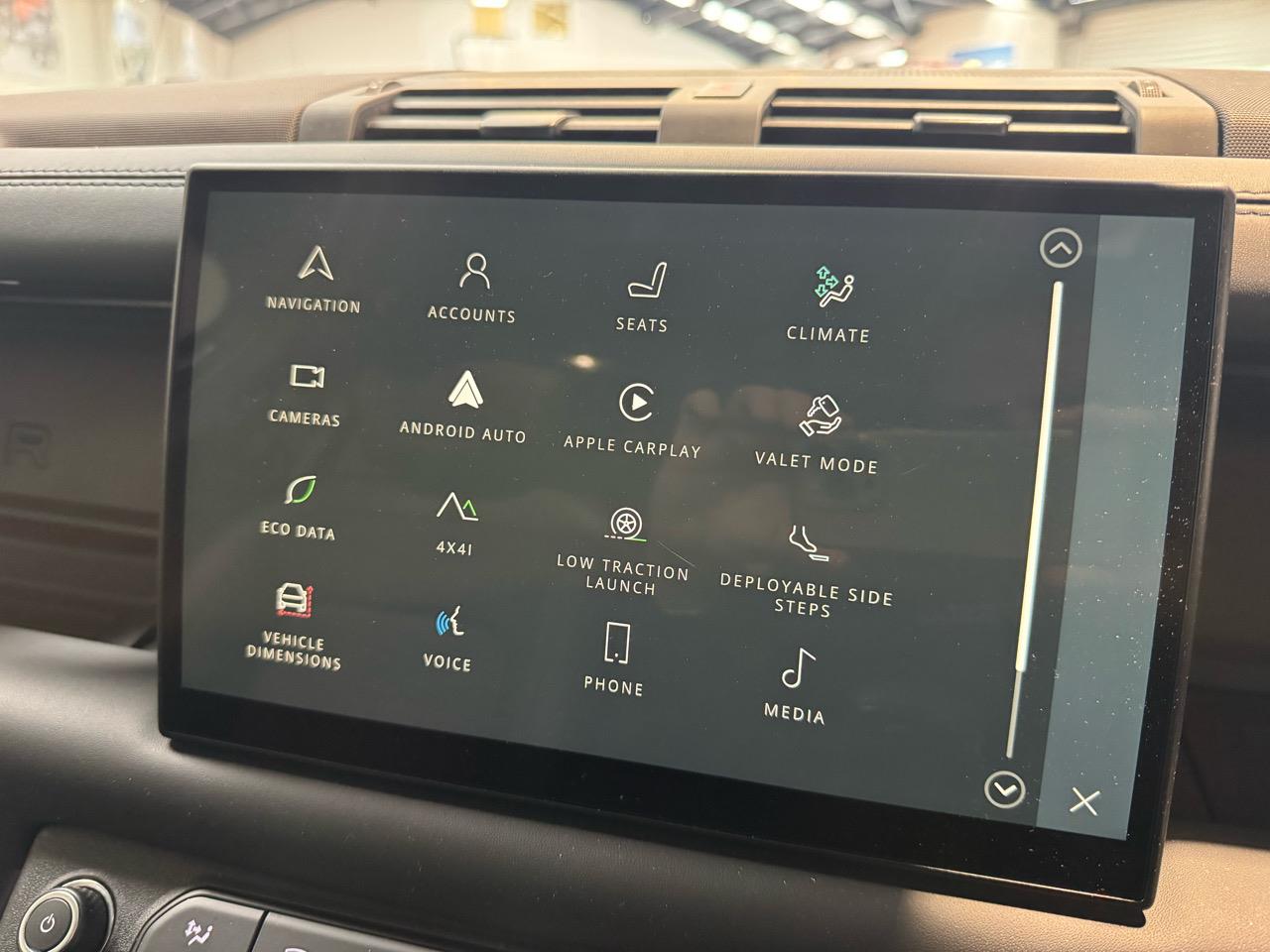 2023 Land Rover Defender
