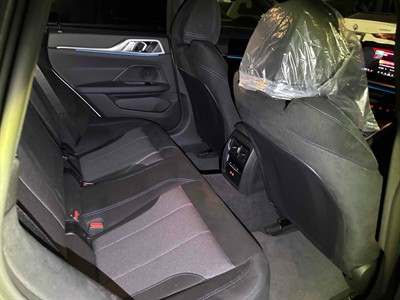 2025 BMW i4 - Thumbnail