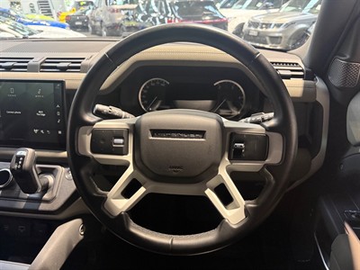 2023 Land Rover Defender - Thumbnail