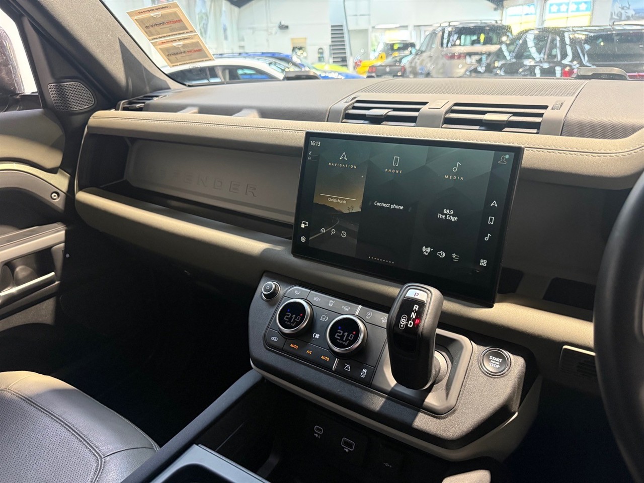 2023 Land Rover Defender