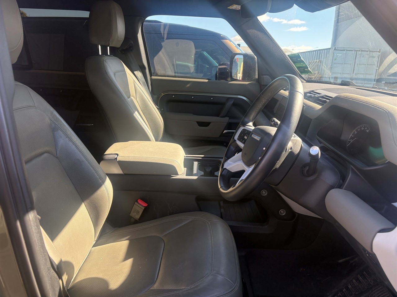 2023 Land Rover Defender