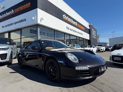 2010 Porsche 911 - Thumbnail