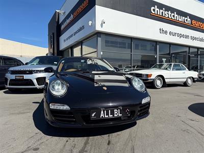 2010 Porsche 911 - Thumbnail