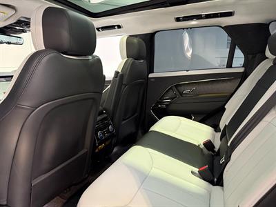 2023 Land Rover Range Rover Sport - Thumbnail