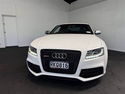 2010 Audi RS5 - Thumbnail