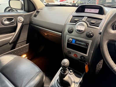 2006 Renault Megane - Thumbnail