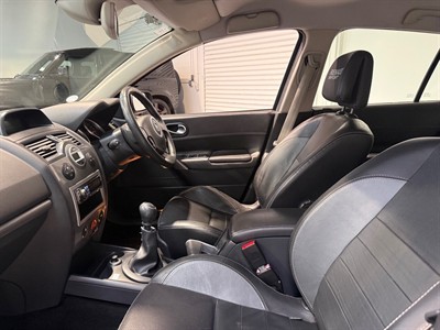 2006 Renault Megane - Thumbnail