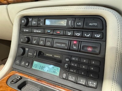1999 Jaguar XKR - Thumbnail