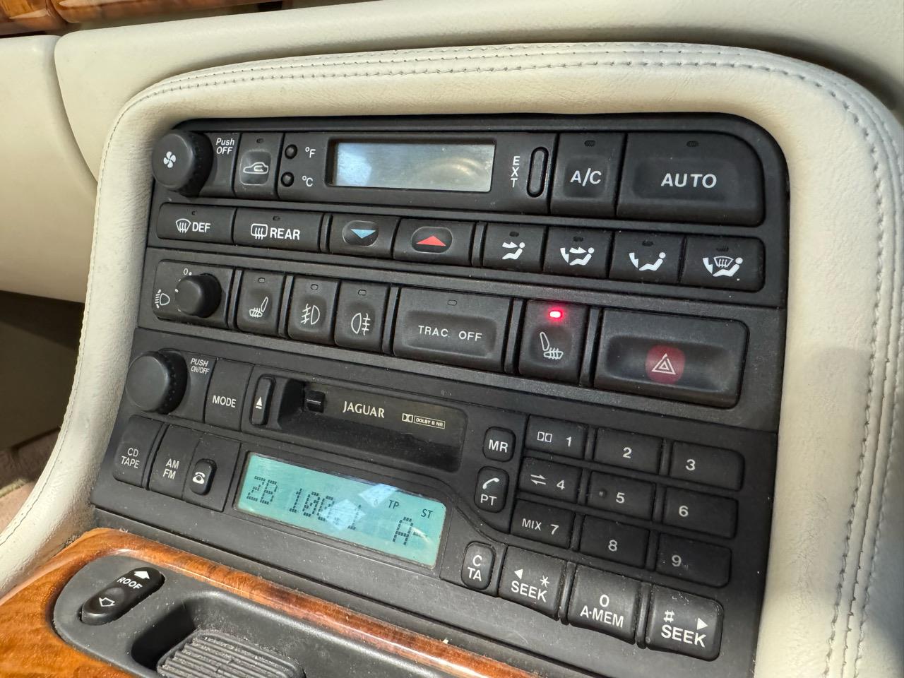 1999 Jaguar XKR