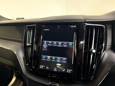 2021 Volvo XC60 - Thumbnail