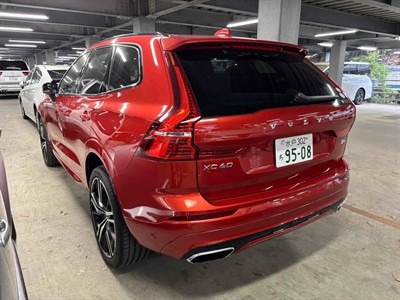 2021 Volvo XC60 - Thumbnail