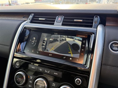 2019 Land Rover Discovery - Thumbnail