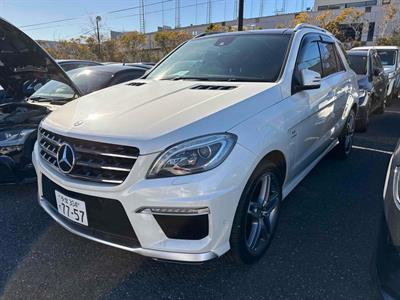 2013 Mercedes-Benz ML 63 - Thumbnail