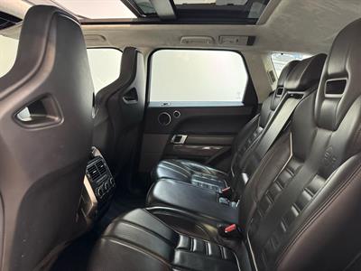 2016 Land Rover Range Rover - Thumbnail