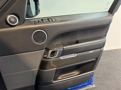 2016 Land Rover Range Rover - Thumbnail