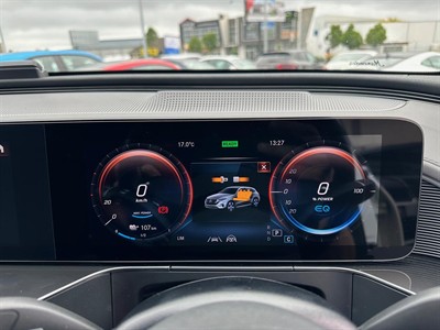 2021 Mercedes-Benz EQC - Thumbnail
