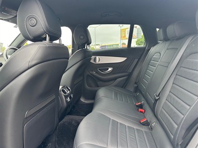 2021 Mercedes-Benz EQC - Thumbnail