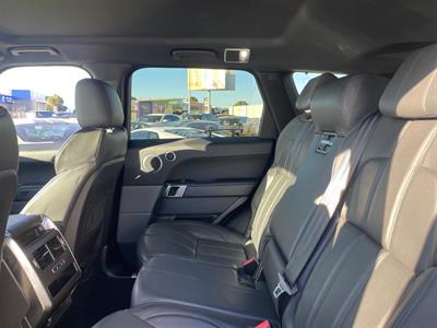 2017 Land Rover Range Rover - Thumbnail