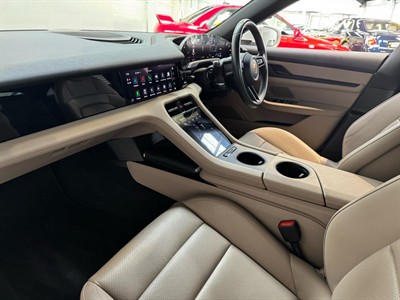 2021 Porsche Taycan - Thumbnail