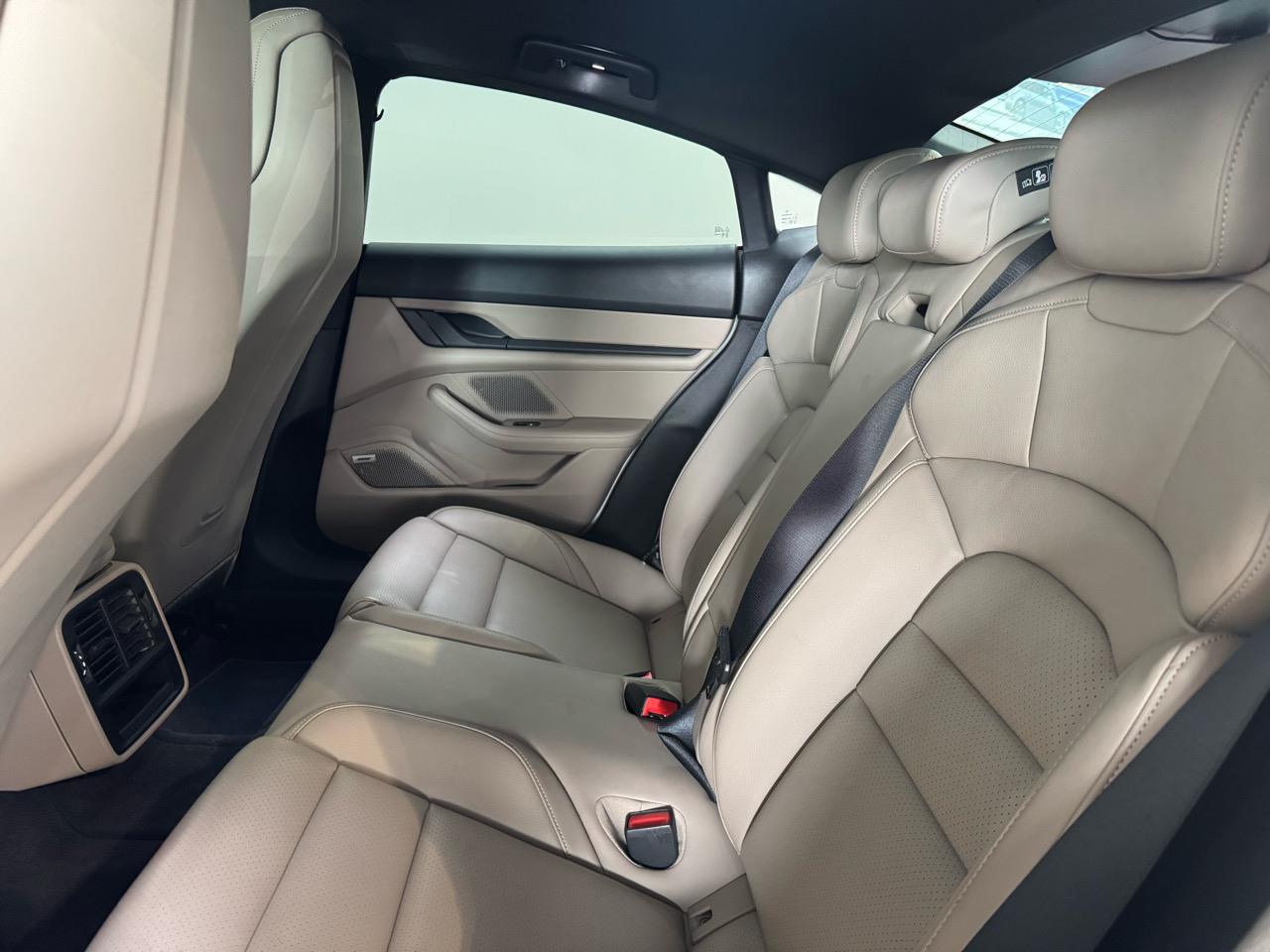 2021 Porsche Taycan