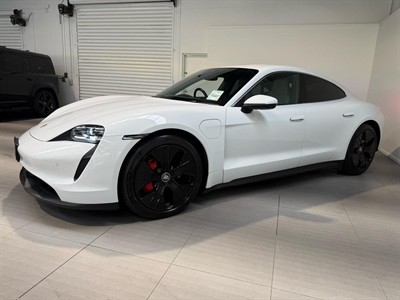 2021 Porsche Taycan - Thumbnail
