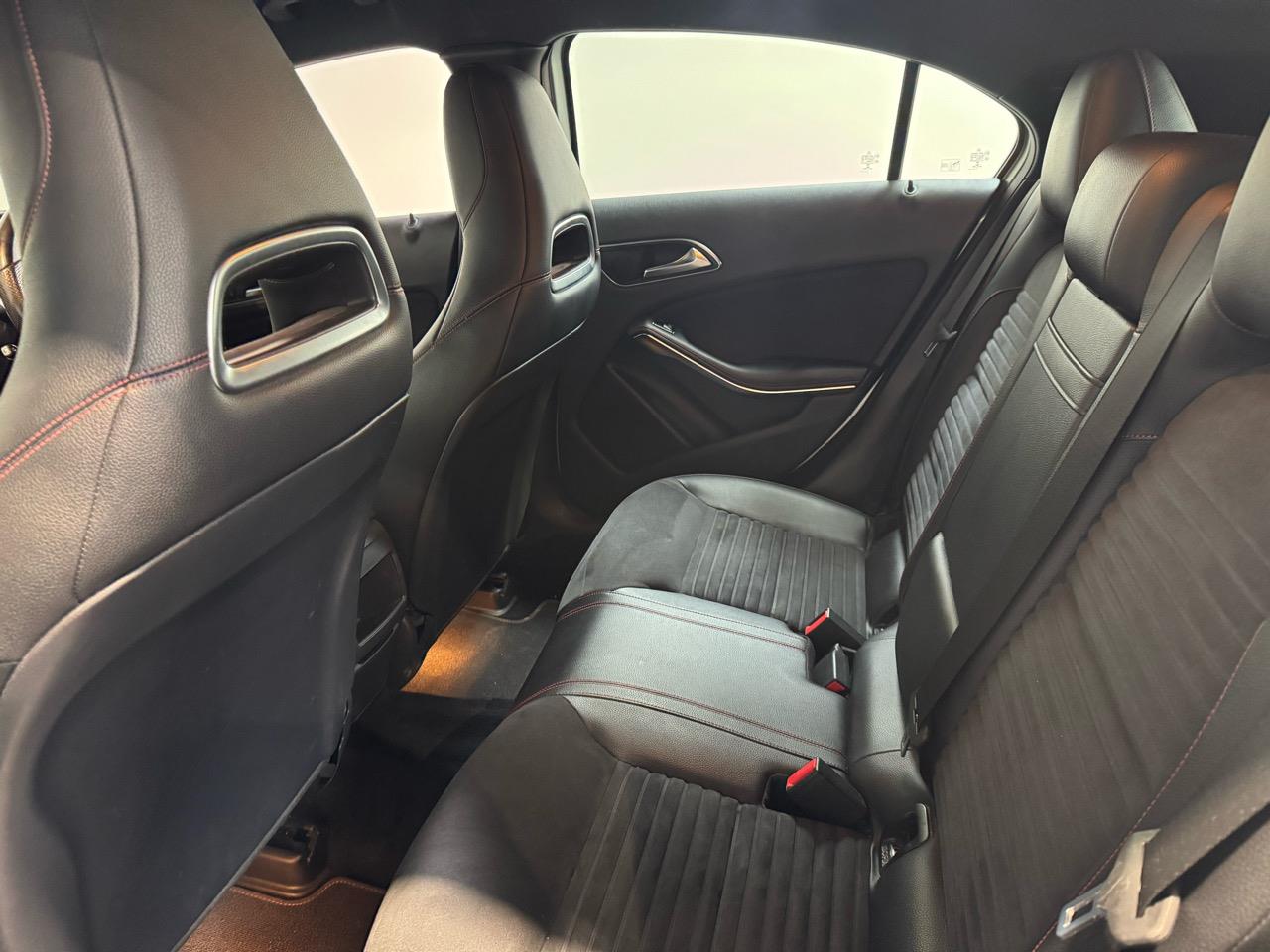 2014 Mercedes-Benz A 180