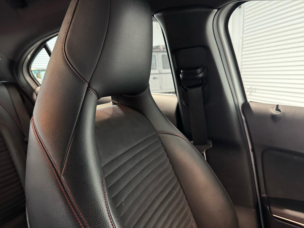 2014 Mercedes-Benz A 180