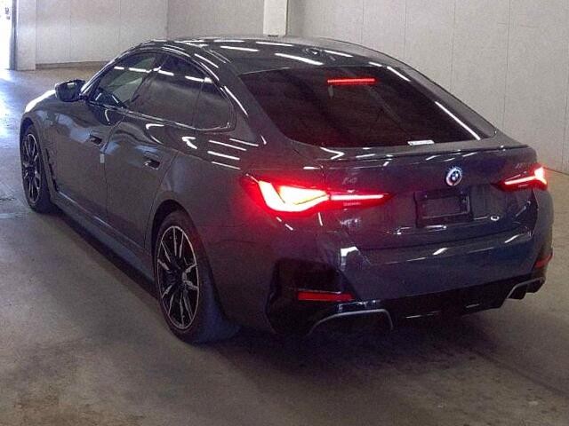 2022 BMW i4