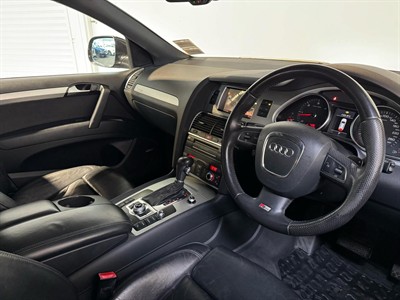 2011 Audi Q7 - Thumbnail