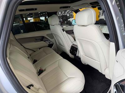 2023 Land Rover Range Rover - Thumbnail