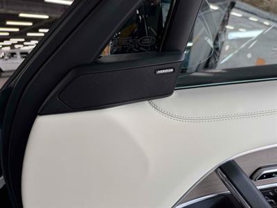 2023 Land Rover Range Rover - Thumbnail