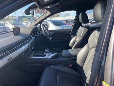 2018 Audi SQ7 - Thumbnail