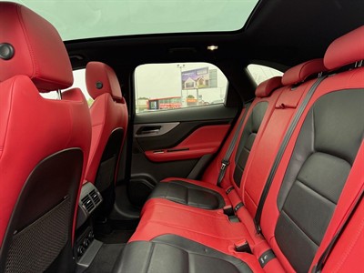 2016 Jaguar F-Pace - Thumbnail
