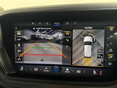 2021 Volkswagen Touareg - Thumbnail