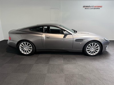 2004 Aston Martin Vanquish - Thumbnail