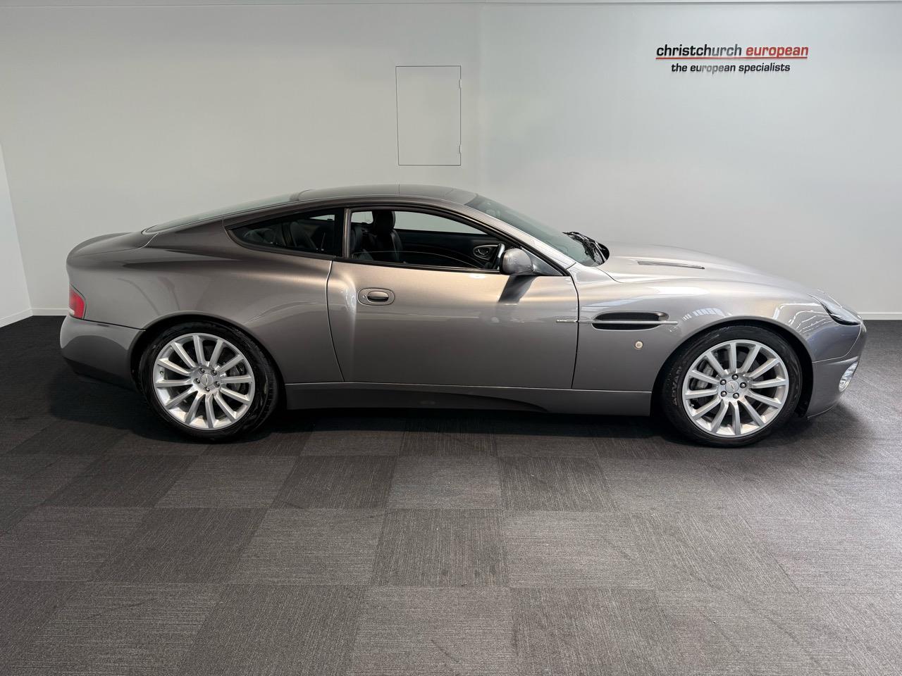 2004 Aston Martin Vanquish
