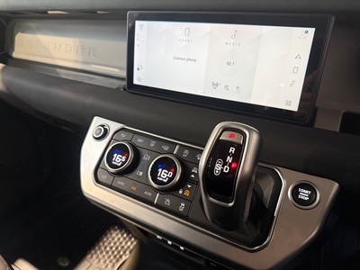 2021 Land Rover Defender - Thumbnail