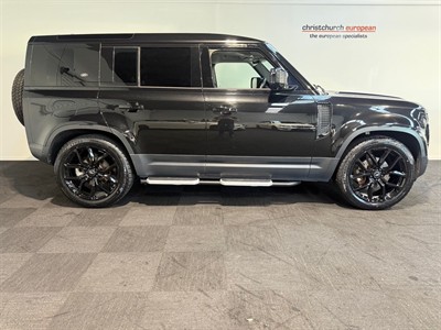 2021 Land Rover Defender - Thumbnail