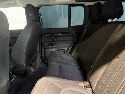 2021 Land Rover Defender - Thumbnail