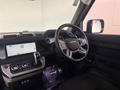2021 Land Rover Defender - Thumbnail