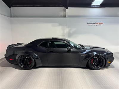 2009 Dodge Challenger - Thumbnail