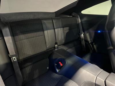 2023 Porsche 911 - Thumbnail