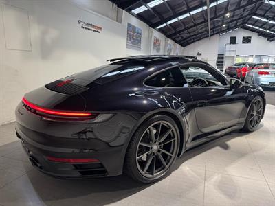 2023 Porsche 911 - Thumbnail