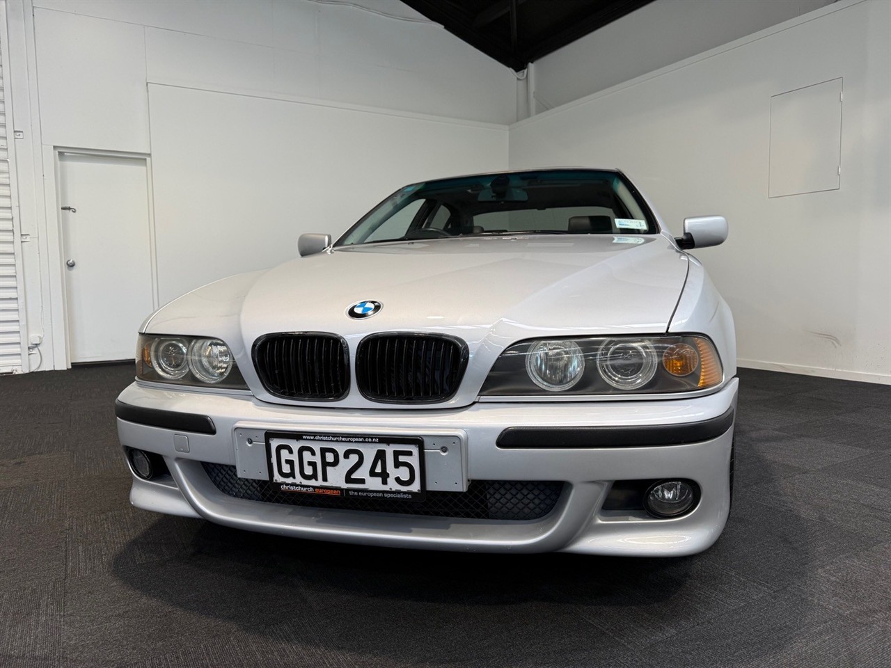 2001 BMW 540i