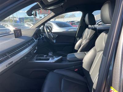 2018 Audi SQ7 - Thumbnail