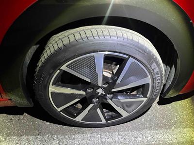 2022 Peugeot e-208 - Thumbnail