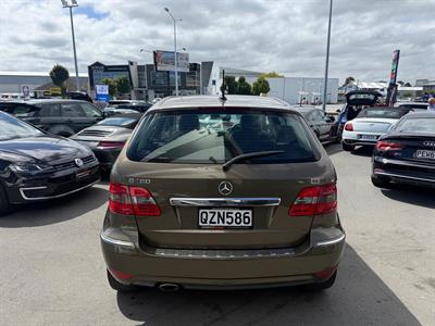 2010 Mercedes-Benz B 180 - Thumbnail