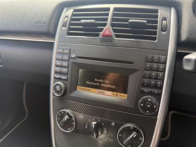 2010 Mercedes-Benz B 180 - Thumbnail