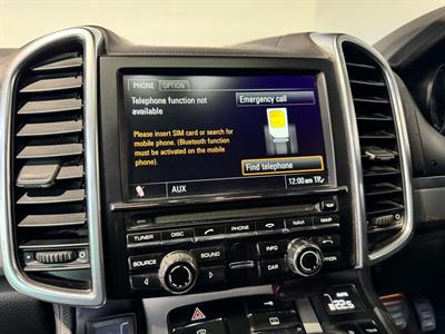 2011 Porsche Cayenne - Thumbnail
