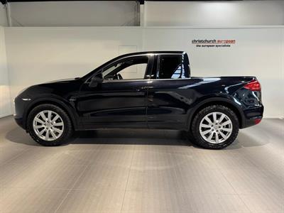 2011 Porsche Cayenne - Thumbnail